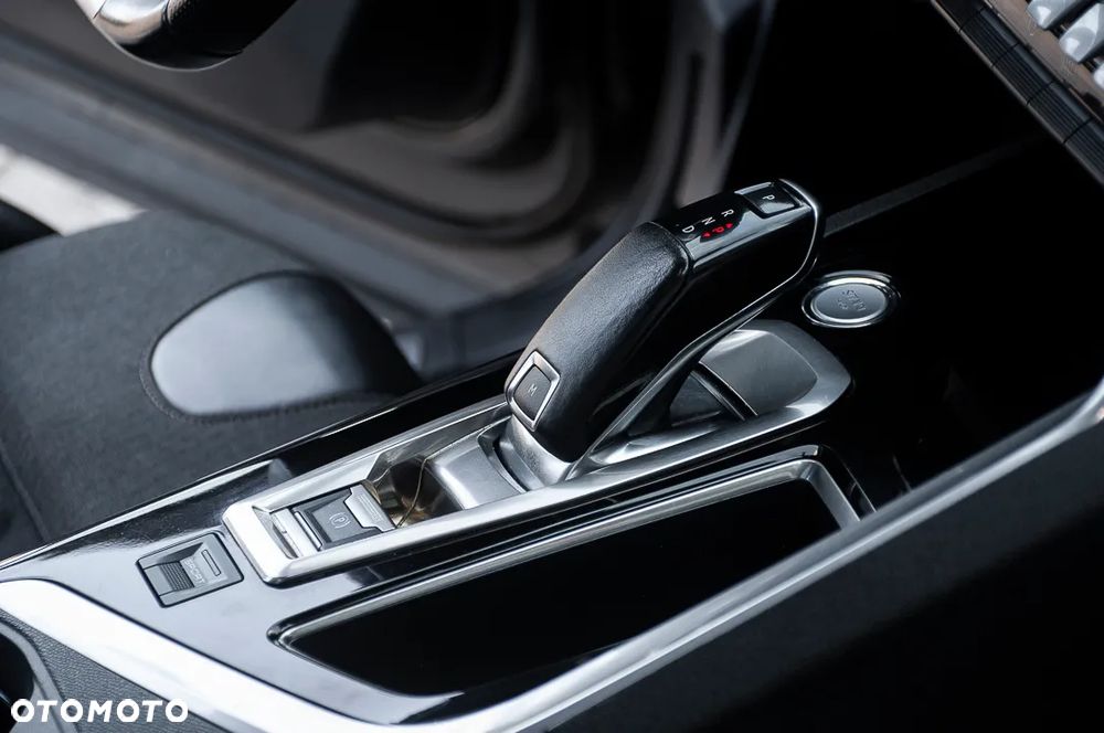 Peugeot 5008 155 THP Automatik Platinum - 13