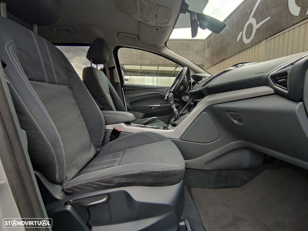 Ford Grand C-Max 1.6 TDCi Titanium - 11