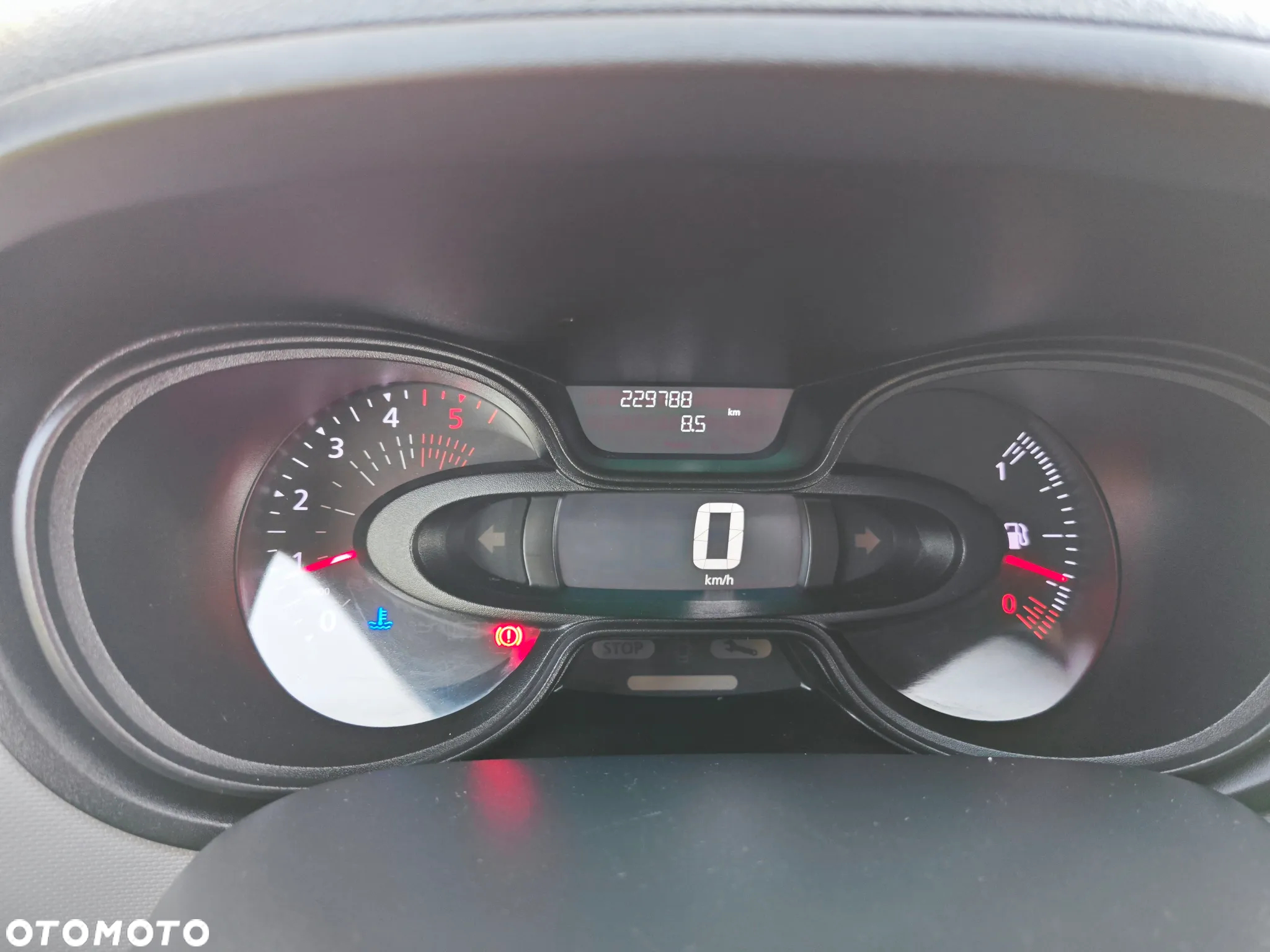 Renault TRAFIC 2018r, 1.6 95KM, L1H1 Duży Serwis, nowy rozrząd, nawigacja, super stan ,doinwestowany, Klima - 13