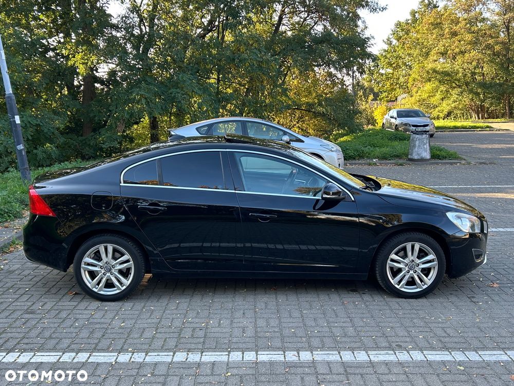 Volvo S60 D3 Summum - 24
