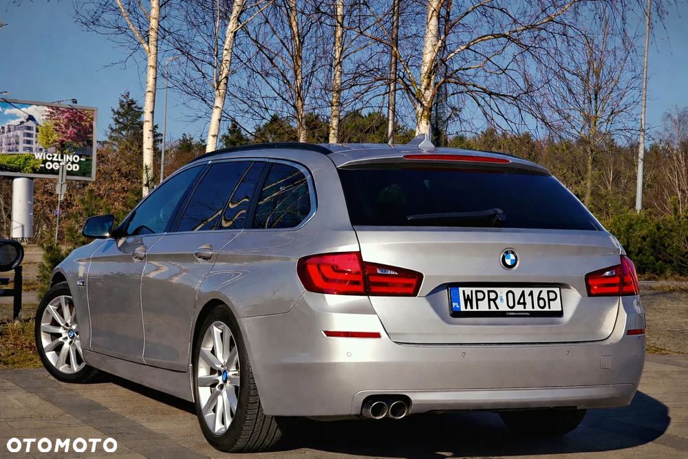 BMW Seria 5 525d Sport-Aut - 9