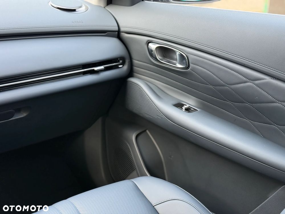 Geely Starray EM-i 1.5 PHEV Pro - 21