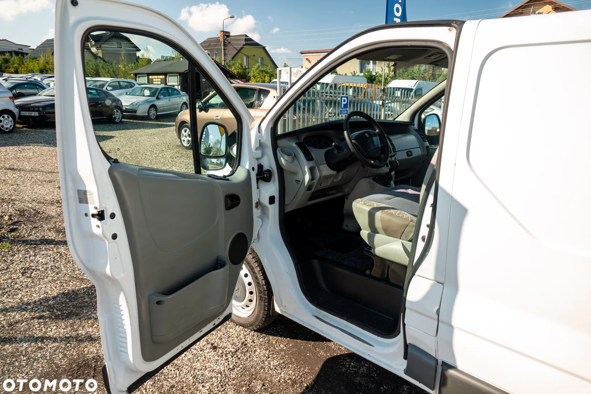 Renault Trafic - 10