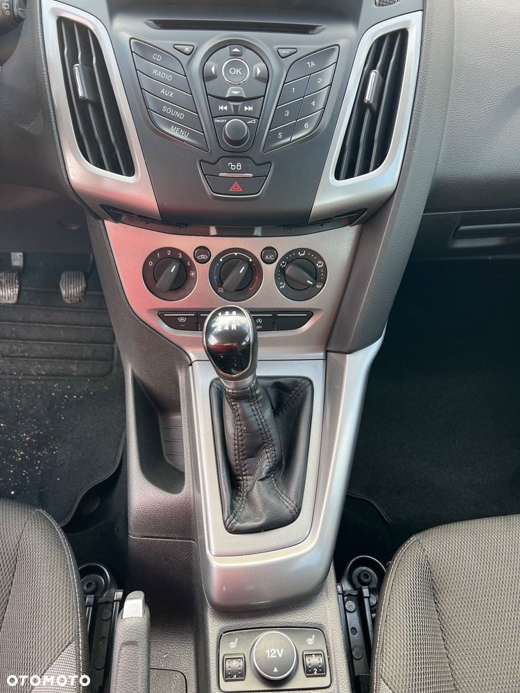 Ford Focus 1.0 EcoBoost Start-Stopp-System Champions Edition - 16