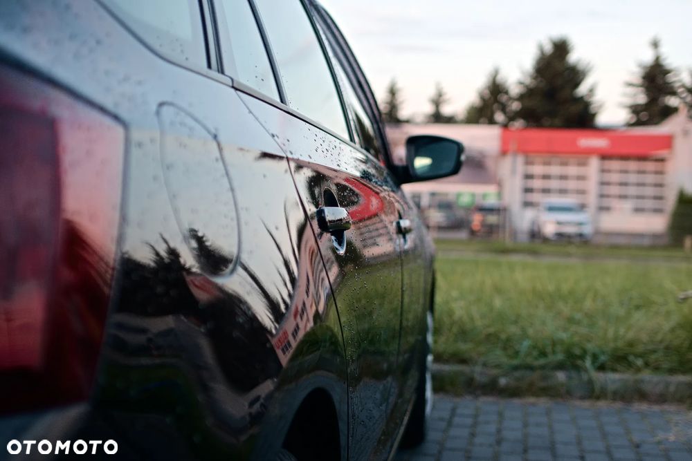 Skoda RAPID 1.6 TDI DPF Ambition - 34