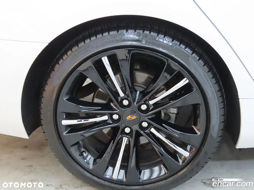 Cadillac CT6 - 6