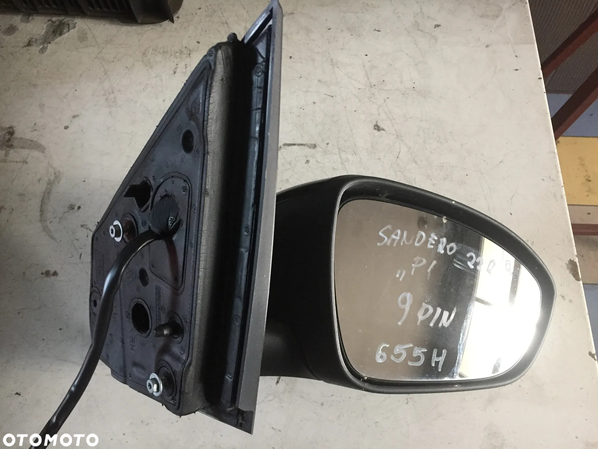 DACIA SANDERO 22R LUSTERKO PRAWE 9 PIN - 2
