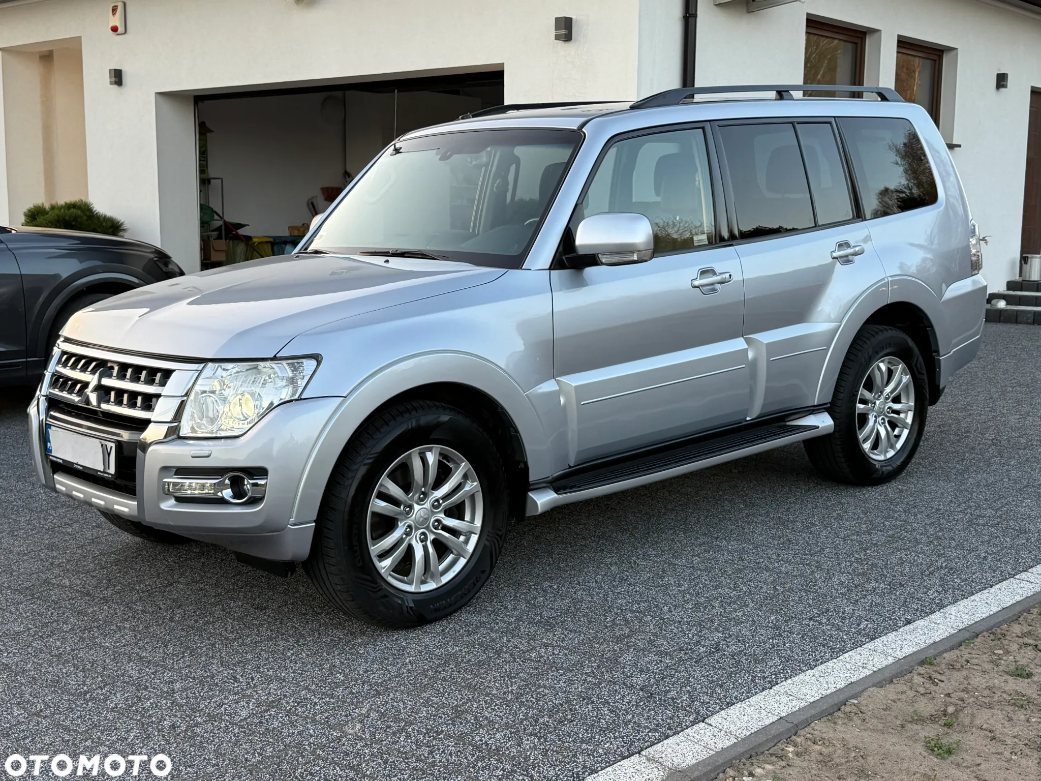 Mitsubishi Pajero 3.2 DID Instyle EU6 - 35