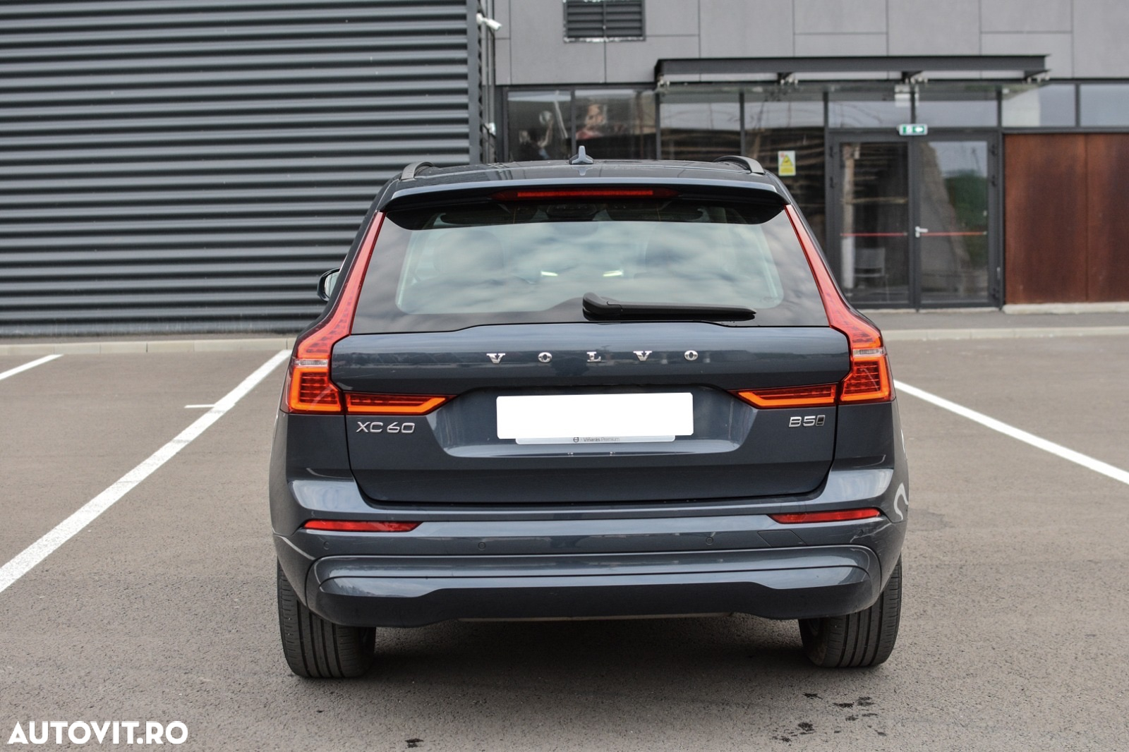 Volvo XC 60 B5 AT AWD MHEV Core - 5