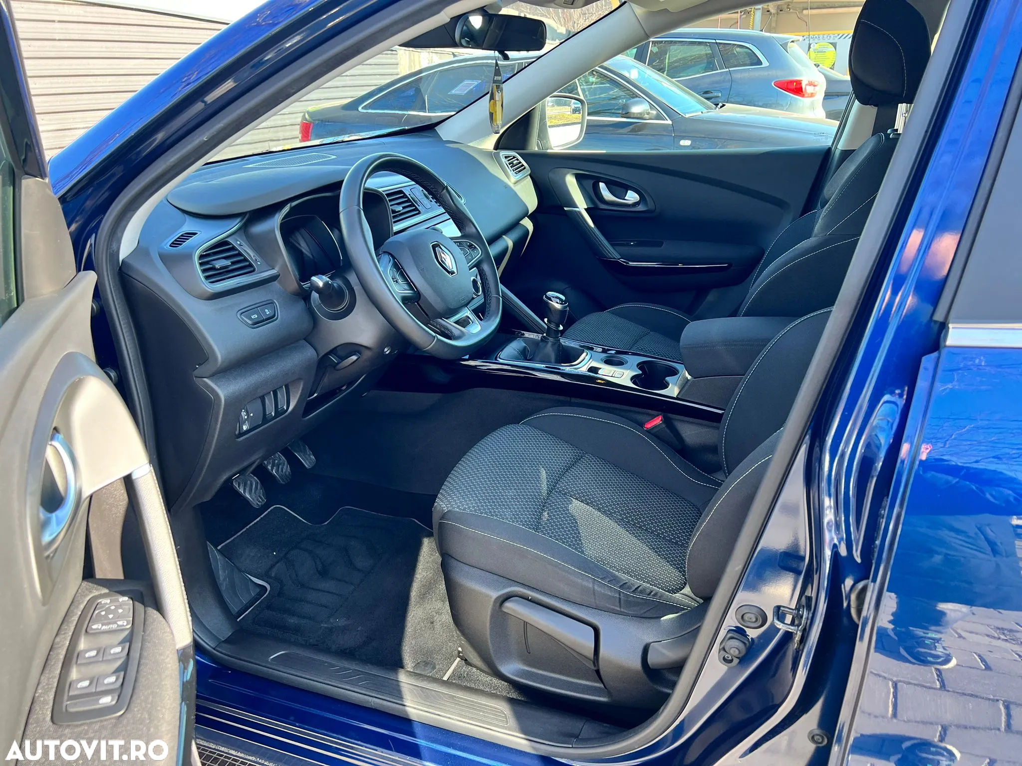 Renault Kadjar BLUE dCi 116 Intens - 17