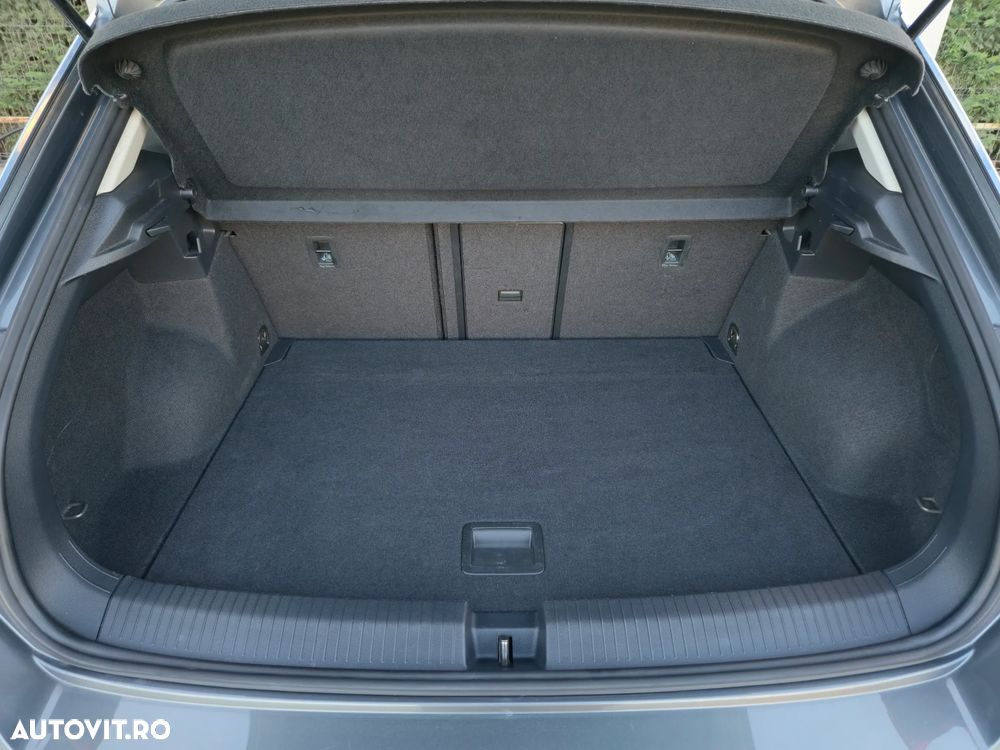 Volkswagen T-Roc 1.0 TSI OPF Style - 30