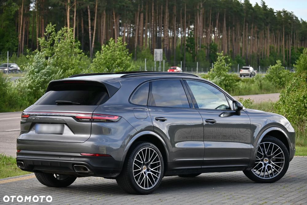 Porsche Cayenne Platinum Edition - 14