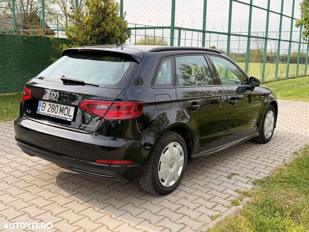 Audi A3 Sportback - 6