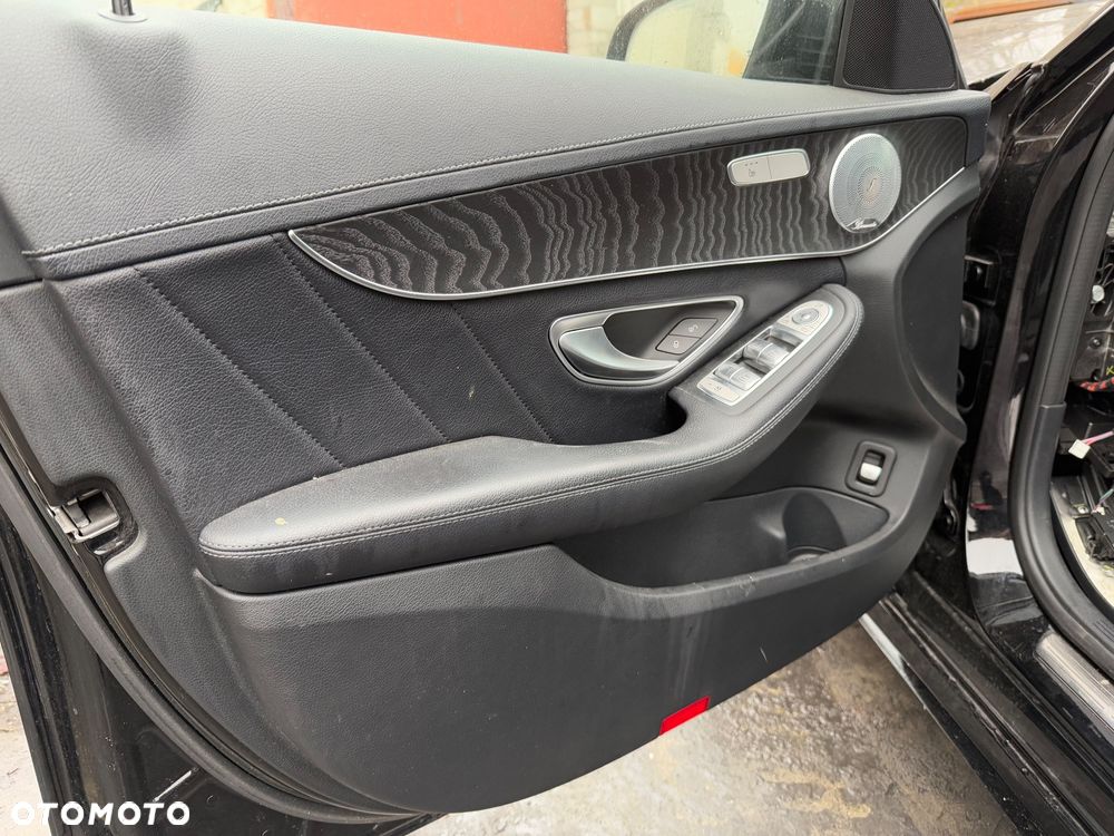 Mercedes-Benz Klasa C 200 - 12