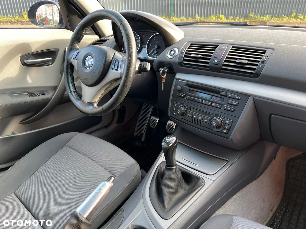 BMW Seria 1 - 19