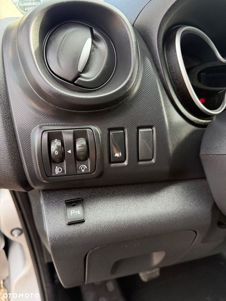 Renault Trafic - 28