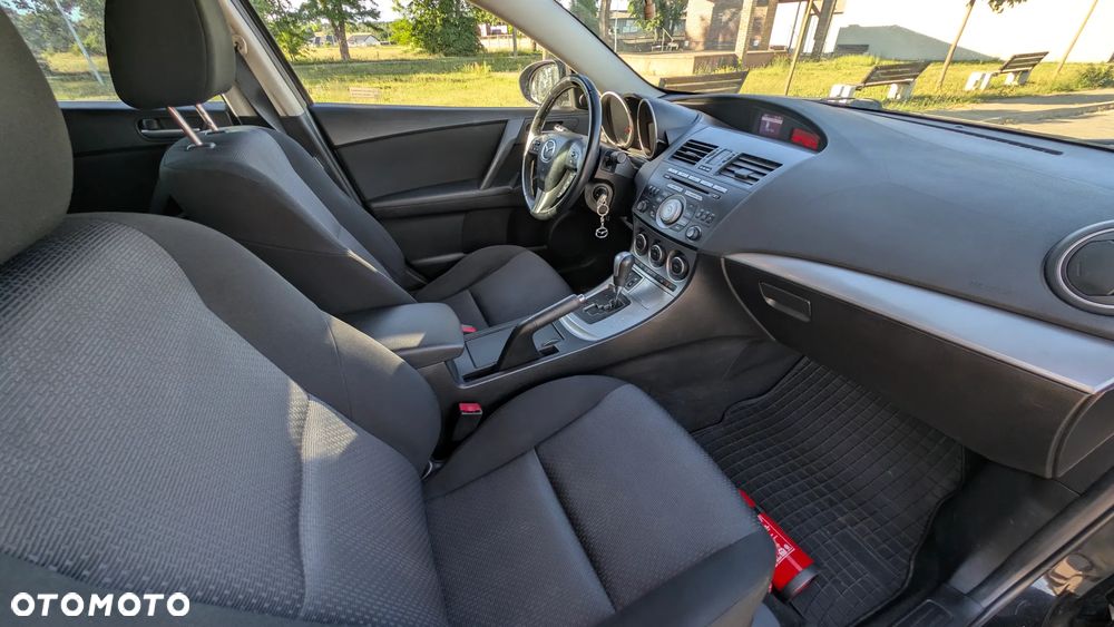 Mazda 3 2.0 Sport - 13