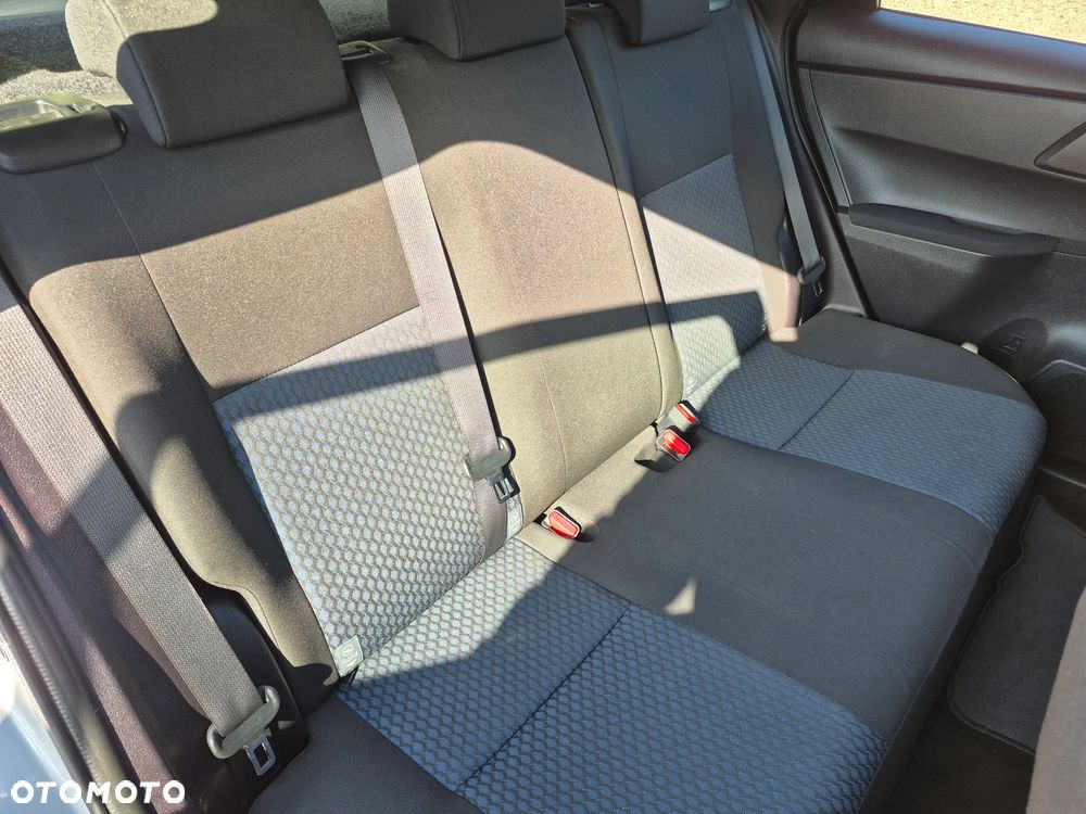 Toyota Auris 1.33 VVT-i Premium - 27