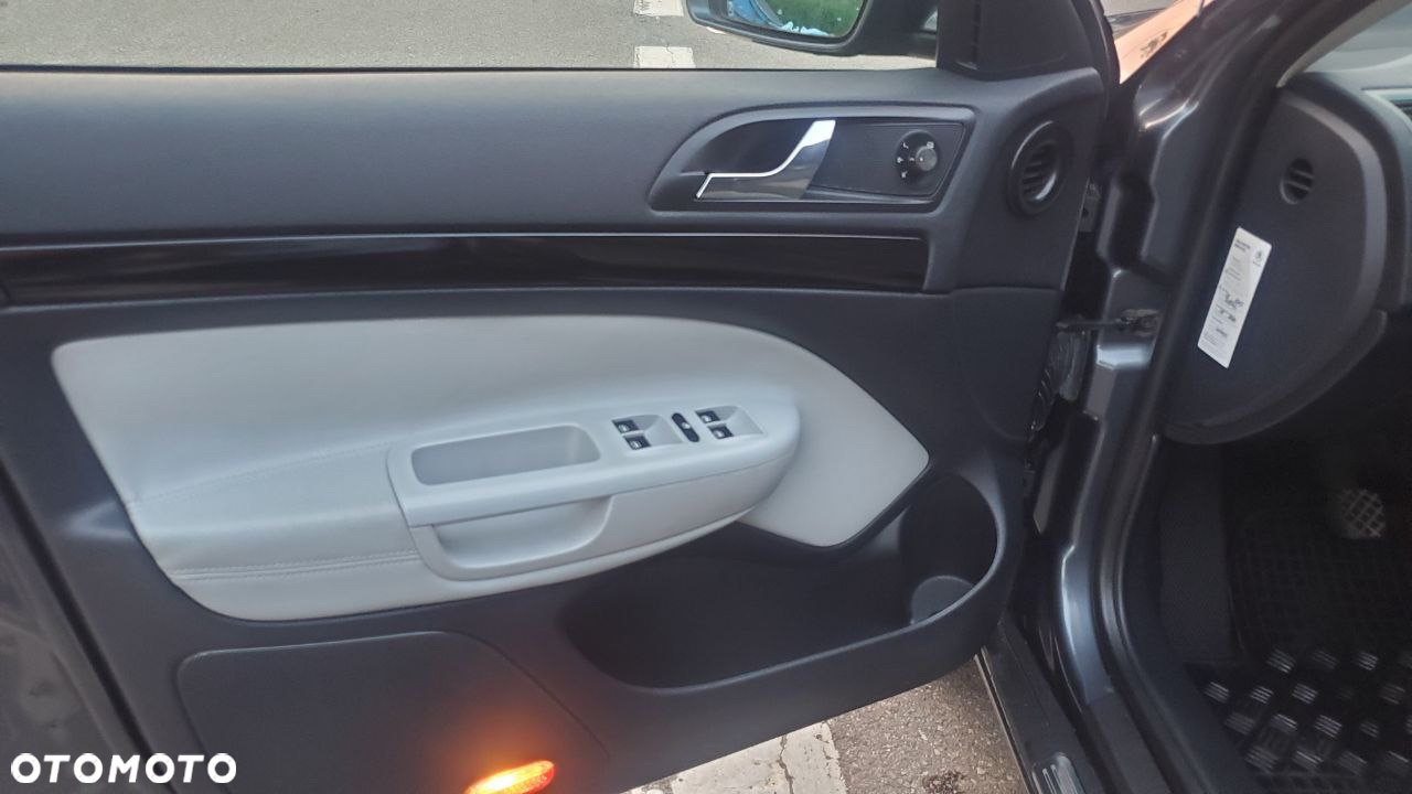 Skoda Octavia 2.0 TDI Ambiente - 10