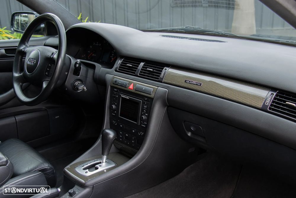 Audi RS6 Standard - 28