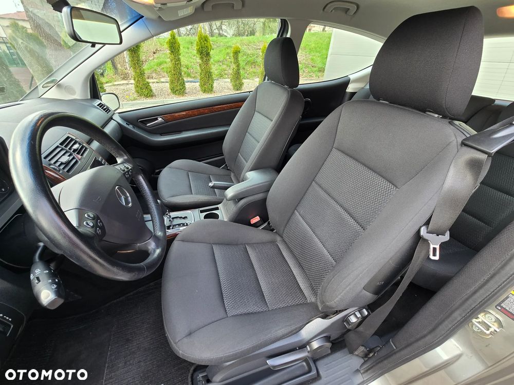 Mercedes-Benz Klasa A 150 Autotronic Elegance - 22