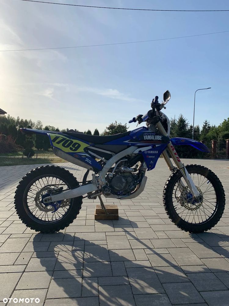 Yamaha YZF - 2