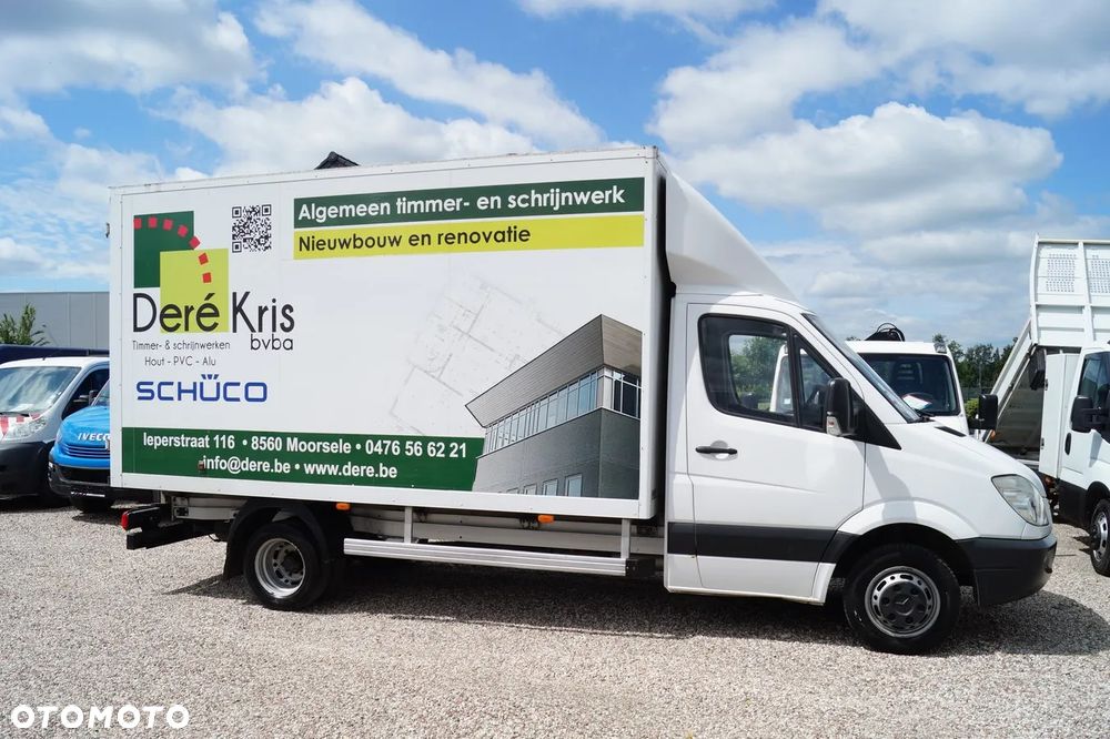 Mercedes-Benz Sprinter - 1