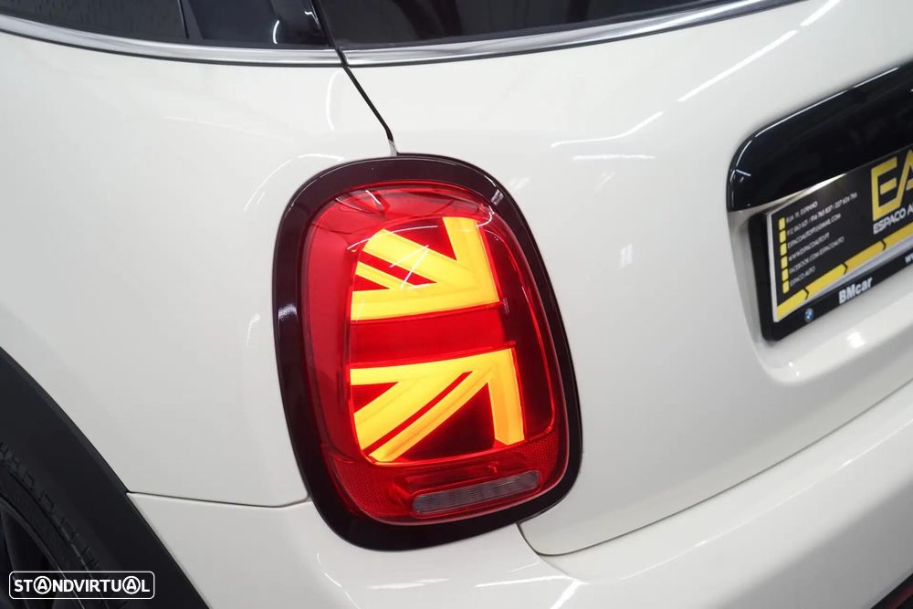 MINI 5 Portas Cooper Auto - 13