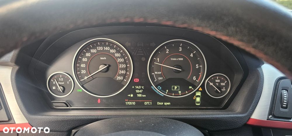 BMW Seria 3 320d Sport Line - 8