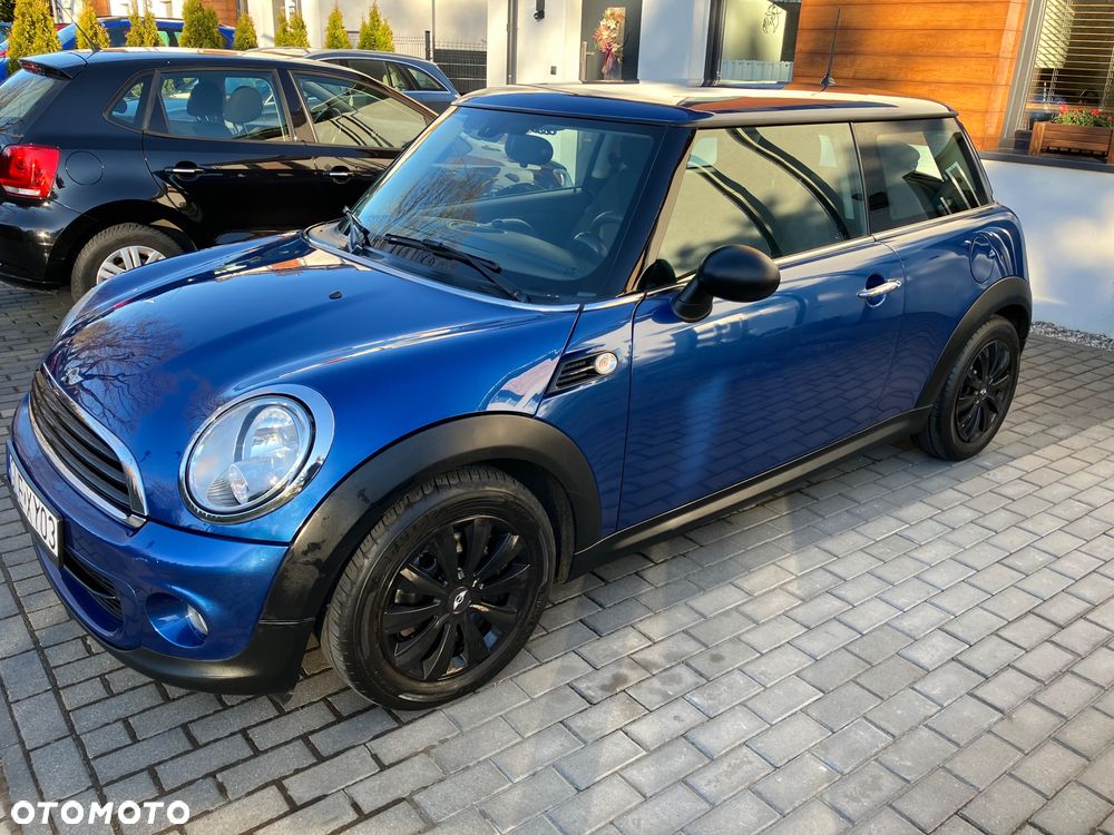MINI ONE - 1