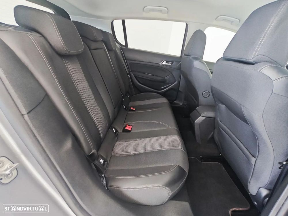 Peugeot 308 PureTech 130 EAT8 Allure Pack - 9