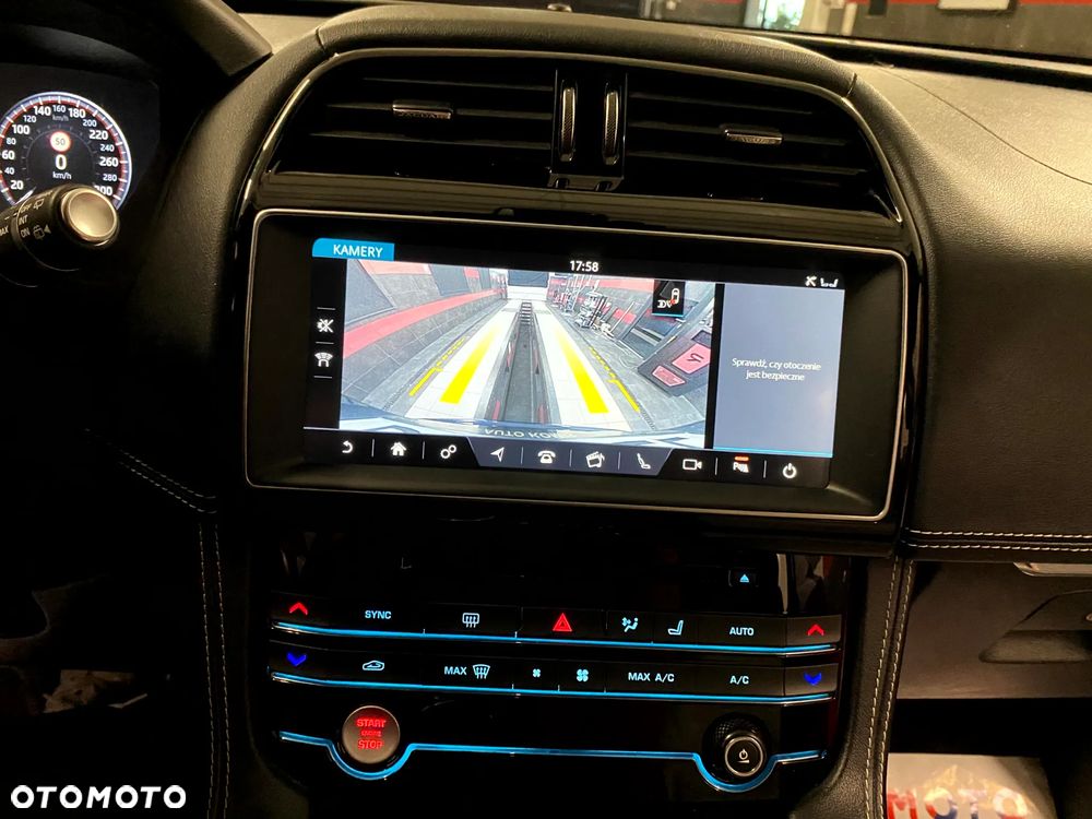 Jaguar F-Pace 2.0 i4D RWD R-Sport - 18