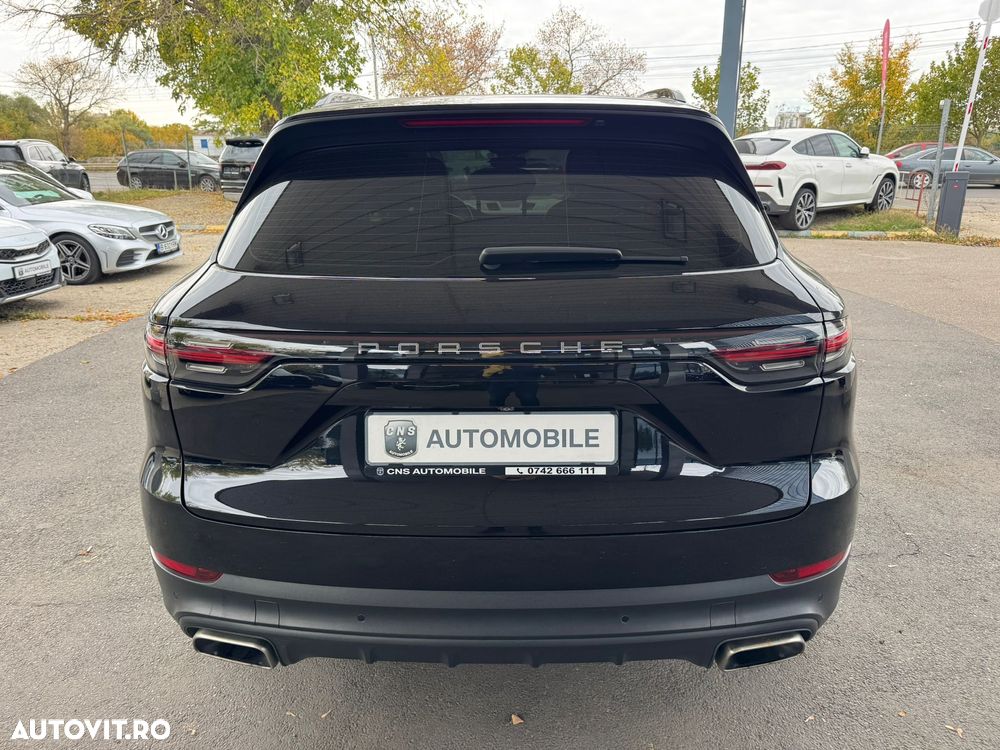Porsche Cayenne Tiptronic S Platinum Edition - 6