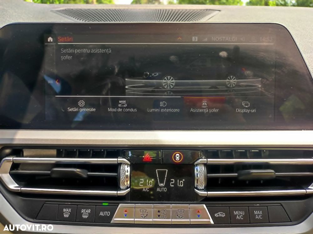 BMW Seria 3 320i Aut. Luxury Line - 18