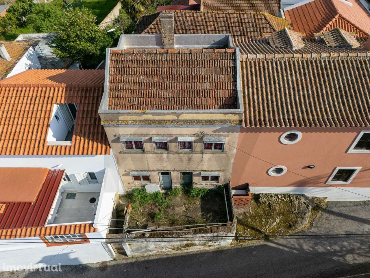 Moradia para remodelar | Oportunidade de investimento | Quinta do Anjo - Grande imagem: 3/59