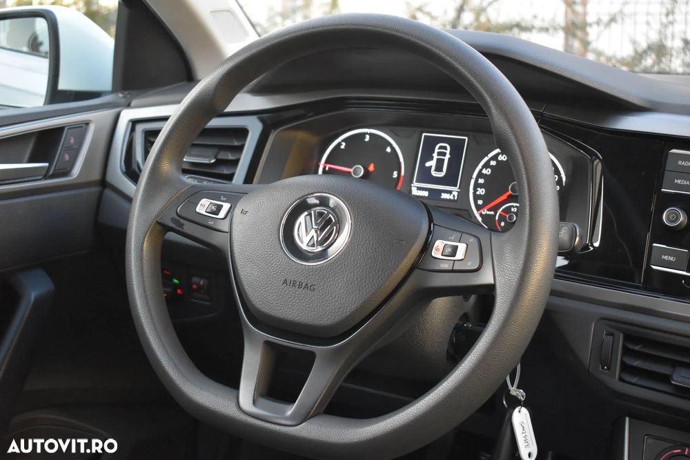 Volkswagen Polo 1.6 TDI Comfortline - 9