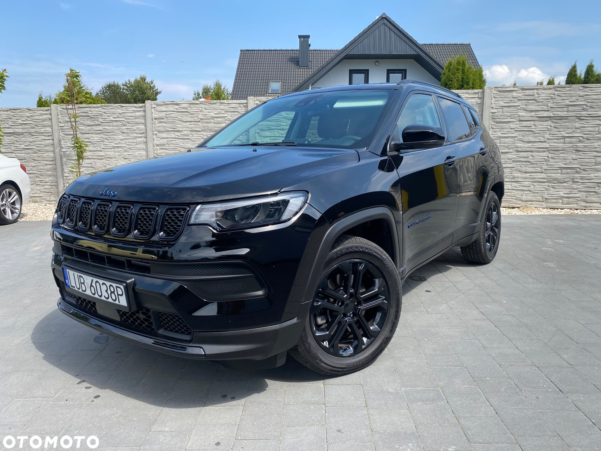 Jeep Compass 1.3 T4 4xe PLUG-IN HYBRID Automatik Altitude - 31