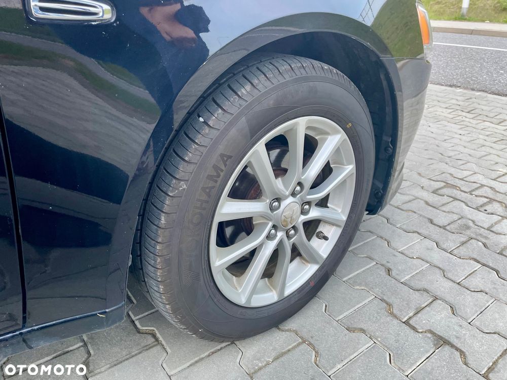 Mitsubishi Lancer 1.6 Inform - 7