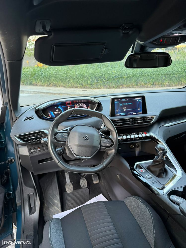 Peugeot 3008 - 9