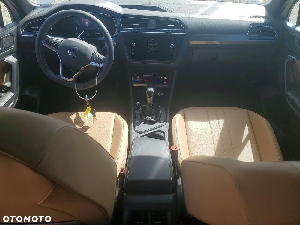 Volkswagen Tiguan - 9