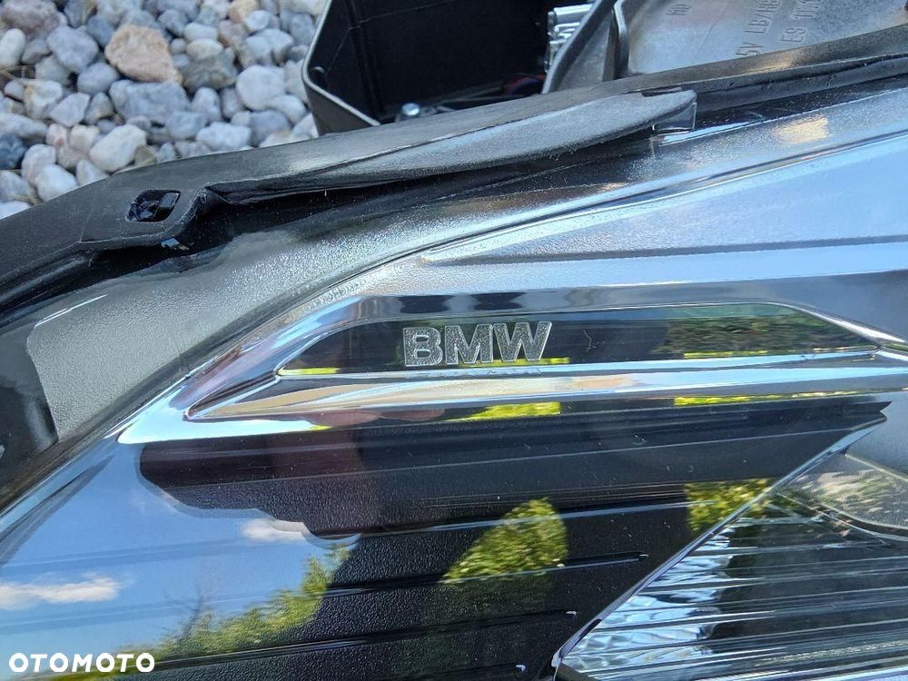 BMW X1 F48 Lampy przód Full Led Dynamic 7428735-08 7193708-03 Na Wentylator - 7