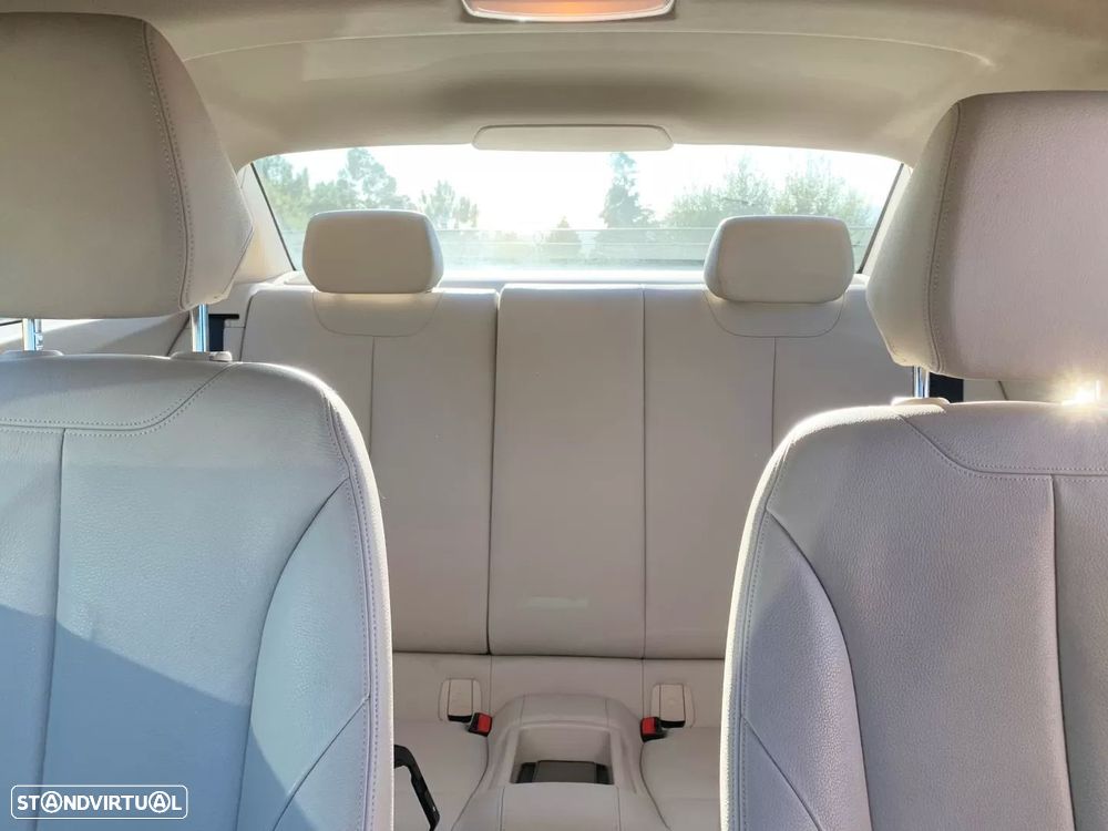 BMW 218 d Coupe Line Luxury Auto - 11
