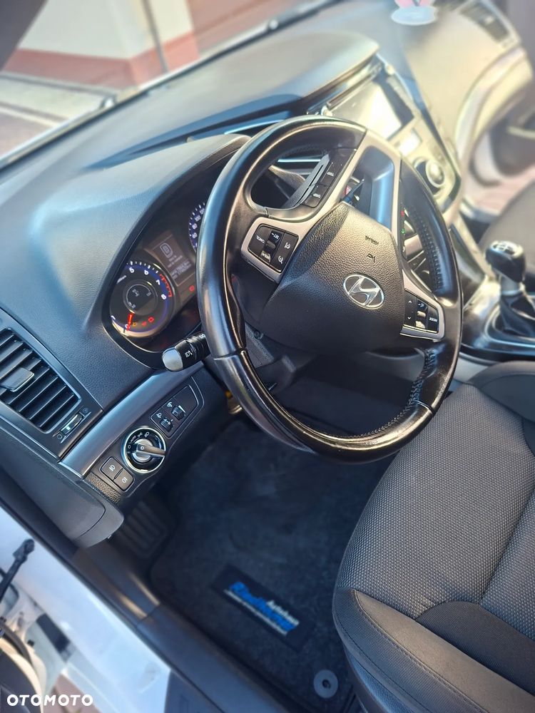 Hyundai i40 - 24