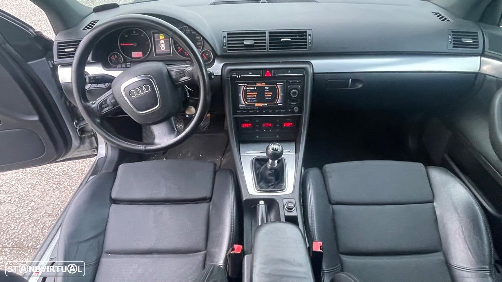 Audi A4 Avant 2.0 TDI S-line - 5