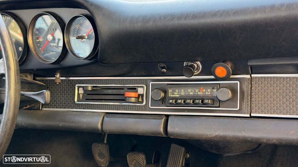 Porsche 911 Série F - 42