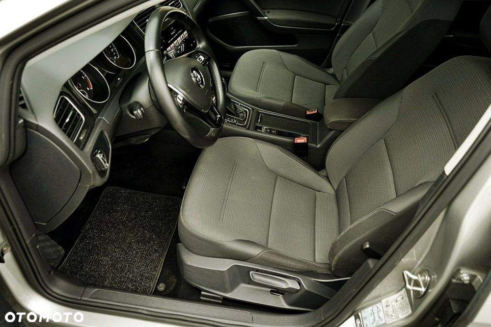 Volkswagen Golf 1.6 TDI (BlueMotion Technology) DSG Comfortline - 15