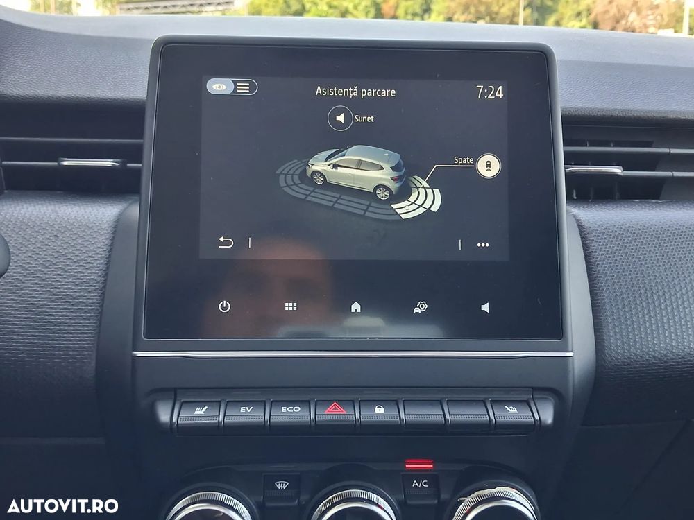 Renault Clio V E-Tech 145 Techno - 30