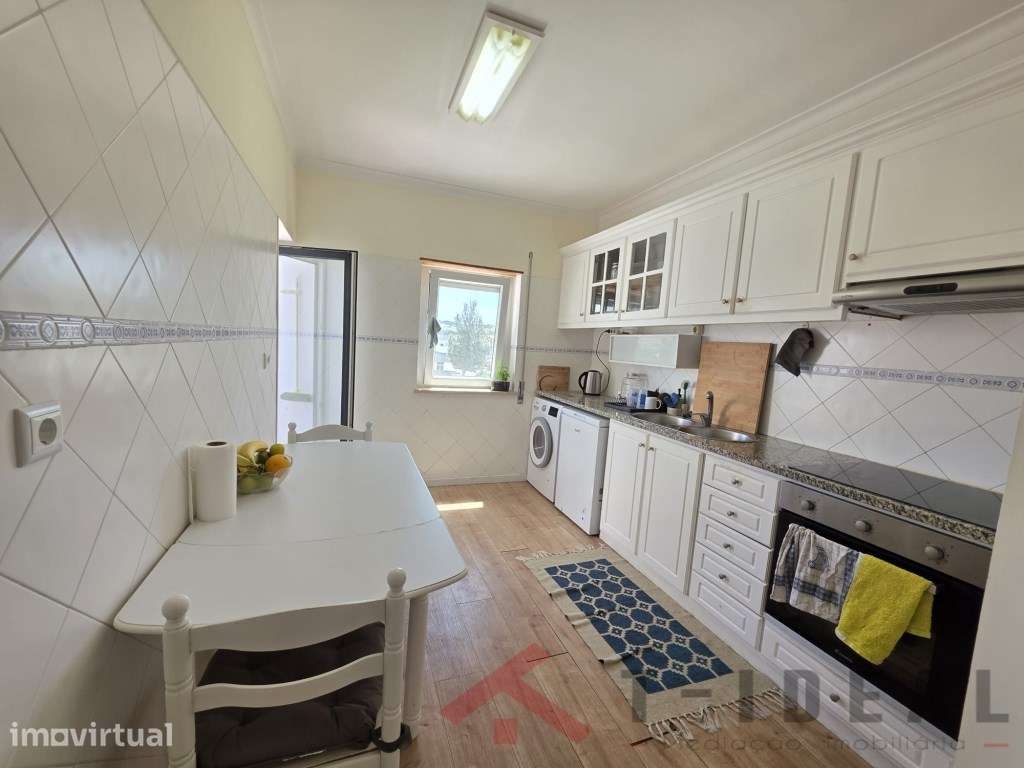 Apartamento T3 no Centro da Lourinhã - Grande imagem: 4/23
