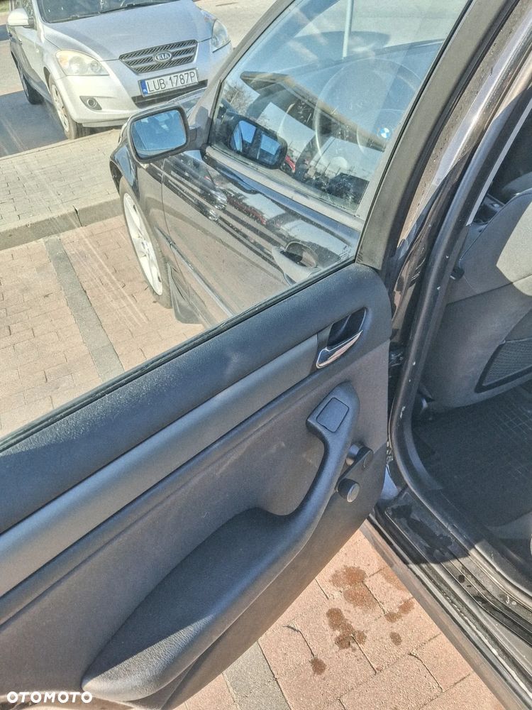 BMW Seria 3 318i Edition Lifestyle - 15