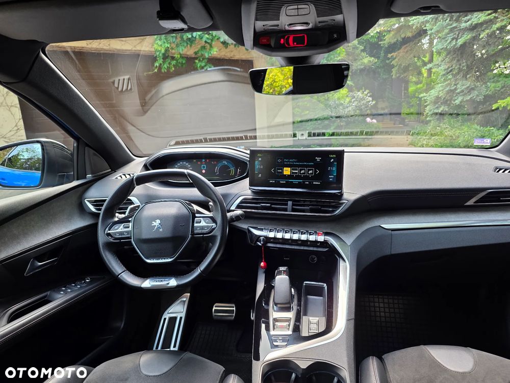 Peugeot 3008 1.6 PureTech Hybrid4 PHEV Allure Pack S&S EAT8 - 9